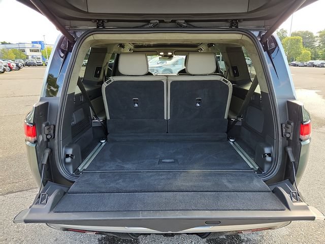 Used 2023 Rivian R1S Launch Edition AWD/4WD image 25