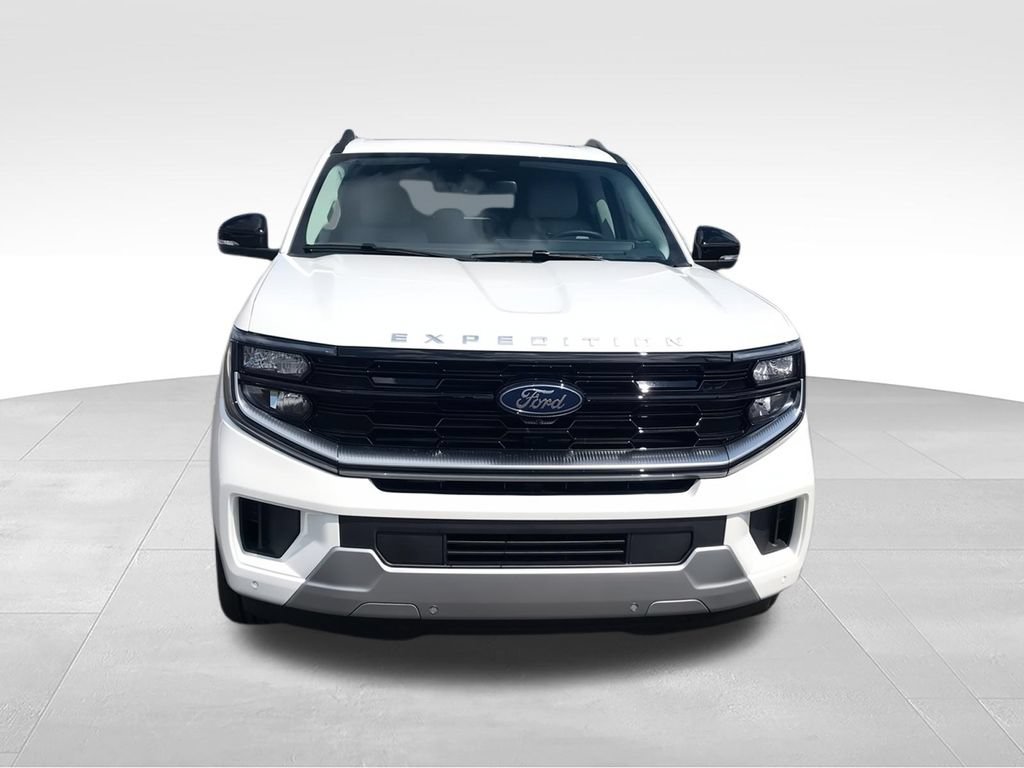 New 2026 Ford Expedition Max Platinum w/ Platinum Ultimate Package AWD/4WD image 3