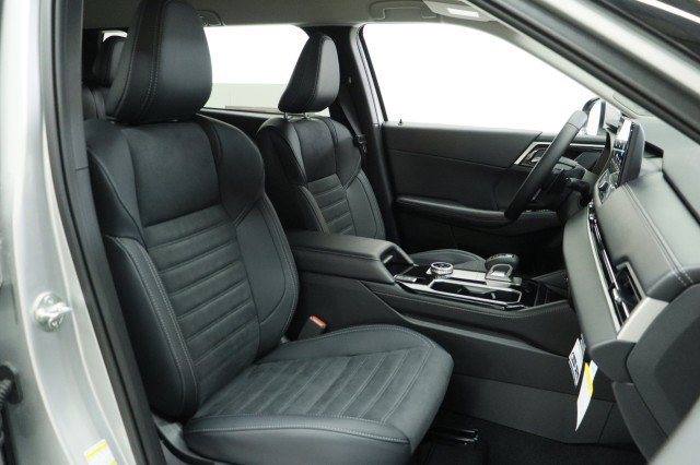 New 2026 Mitsubishi Outlander SE FWD image 18