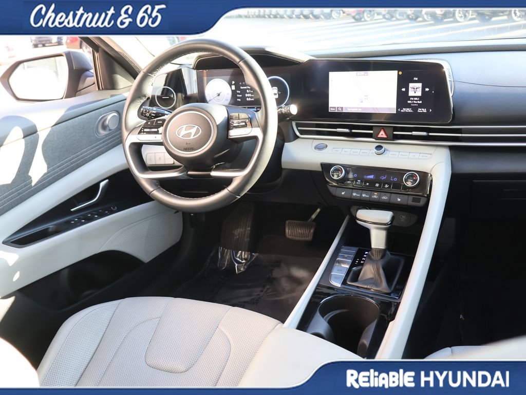 Certified 2024 Hyundai Elantra Limited FWD image 13