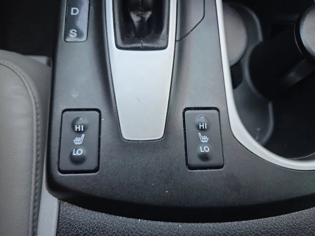 Used 2018 Acura RDX w/ Tech & AcuraWatch Plus Pack AWD/4WD image 36