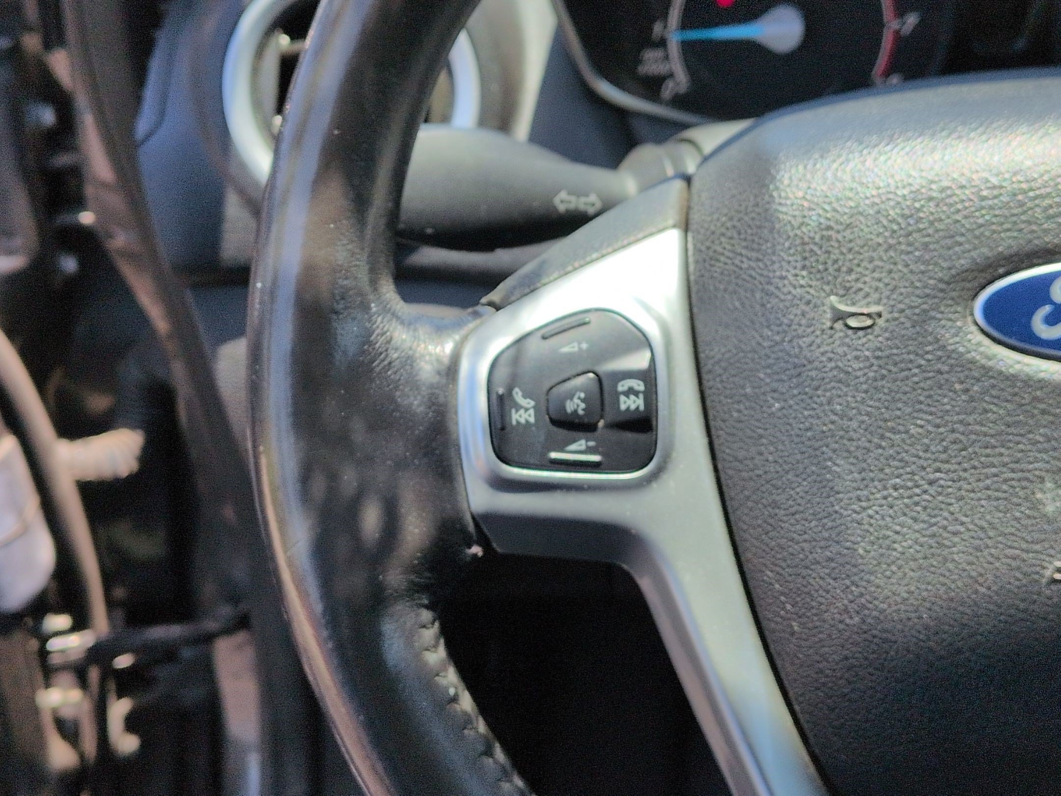 Used 2016 Ford Fiesta SE FWD image 19