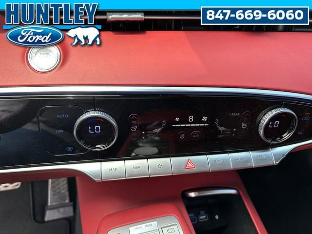 Used 2024 Genesis GV70 3.5T Sport w/ Sport Prestige Package AWD/4WD image 29