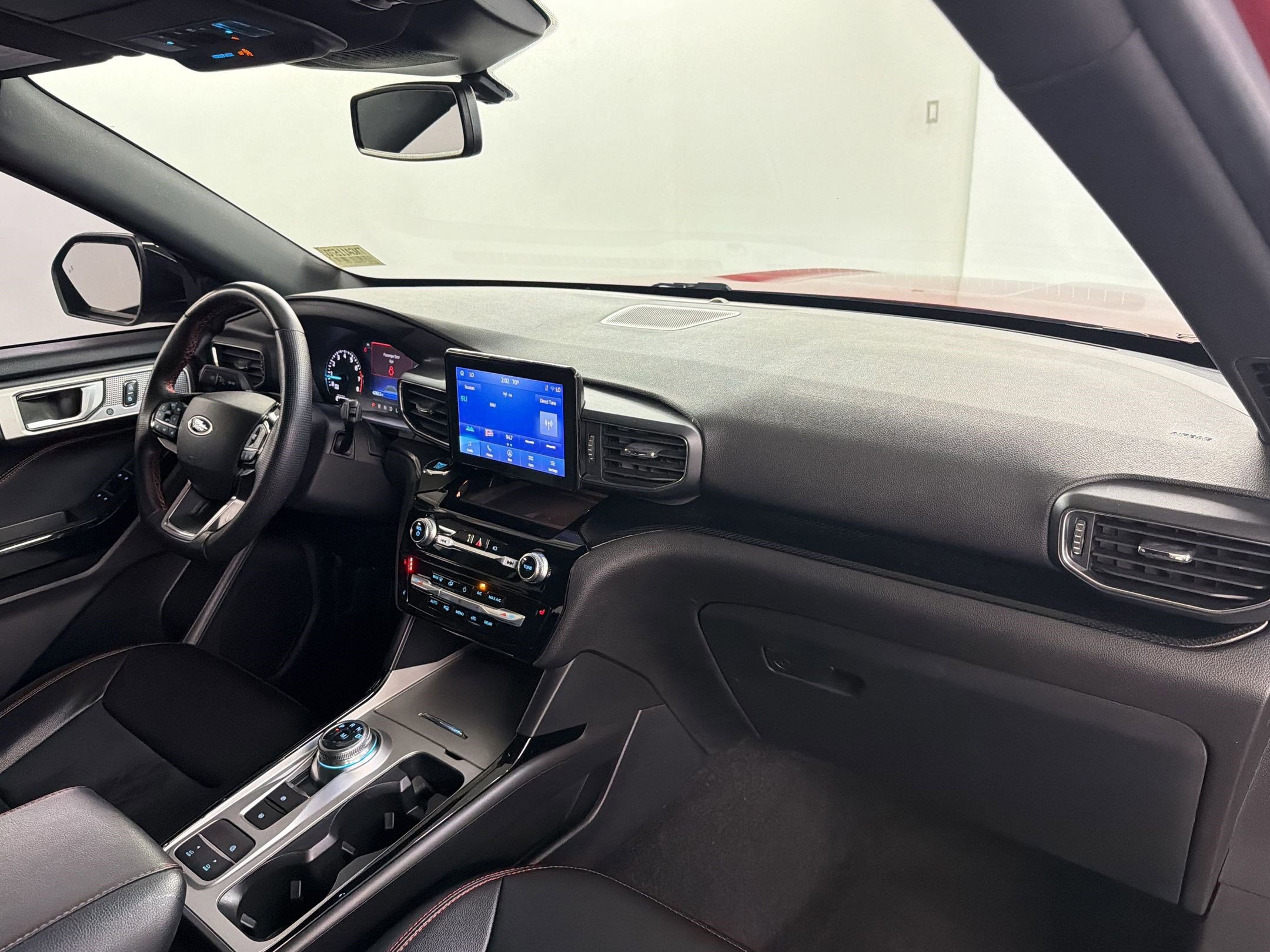 Used 2022 Ford Explorer ST-Line w/ Class IV Trailer Tow Package image 39