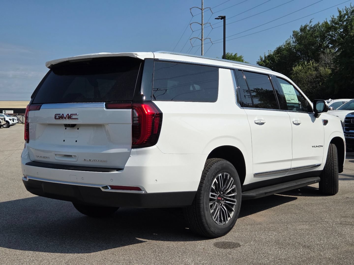 New 2026 GMC Yukon XL Elevation w/ Elevation Premium Package AWD/4WD image 20