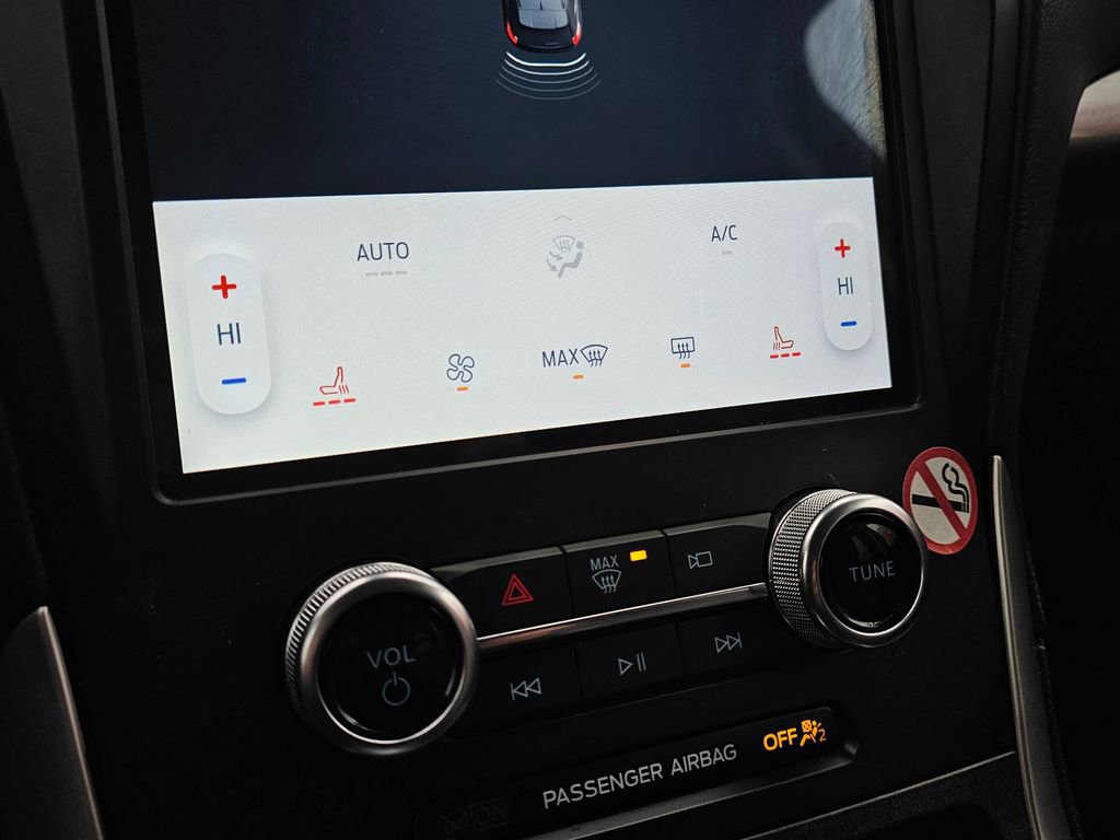 Used 2024 Ford Edge SEL image 24