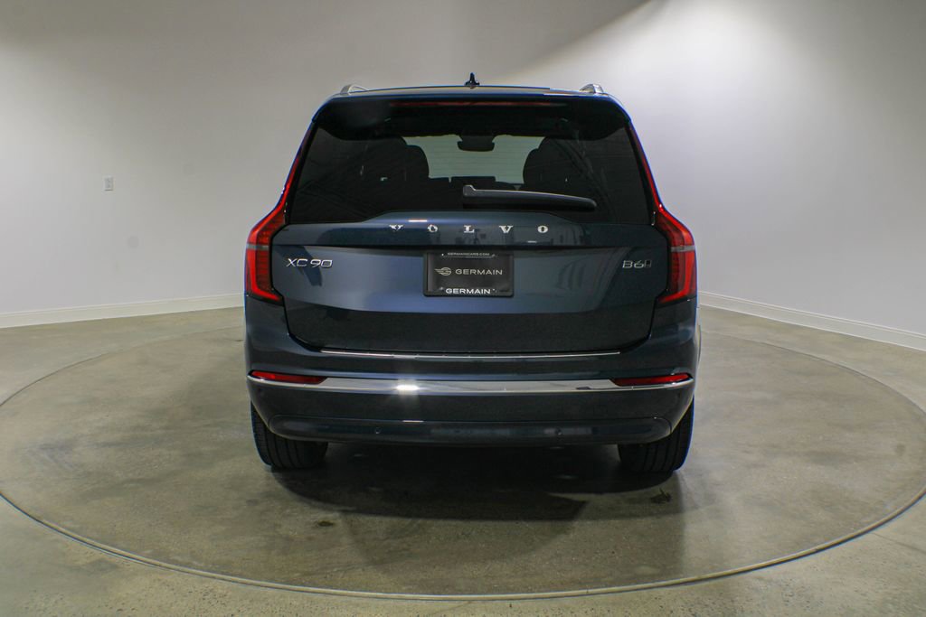 Used 2026 Volvo XC90 B6 Core w/ Protection Package Premier AWD/4WD image 4