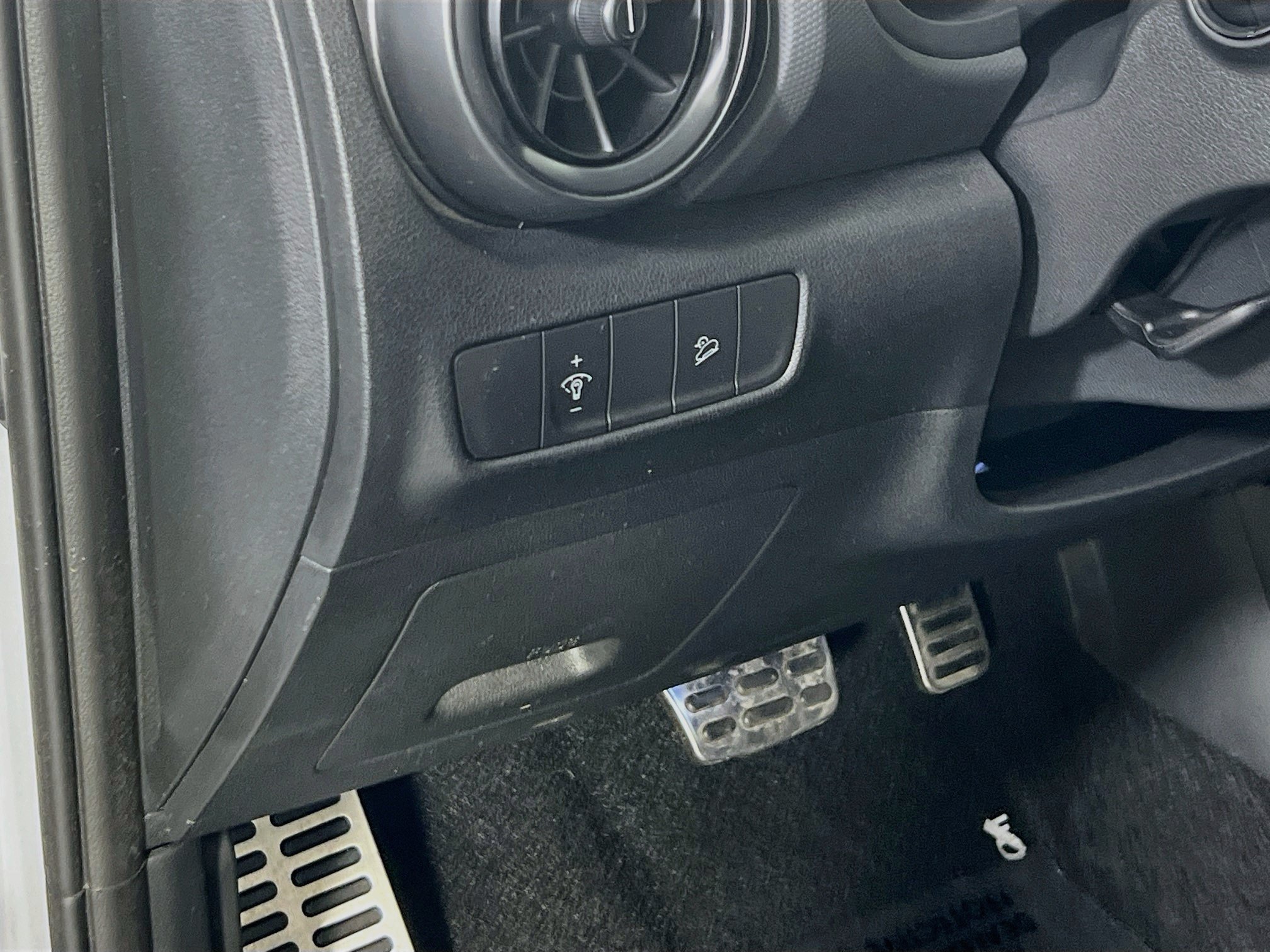 Used 2022 Hyundai Kona N w/ Cargo Package FWD image 10