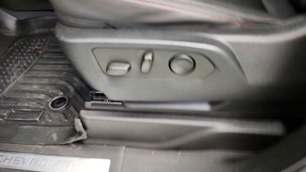 Used 2022 Chevrolet Tahoe RST w/ Luxury Package image 12