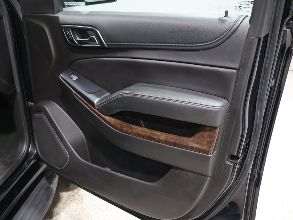 Used 2018 Chevrolet Suburban LS image 24