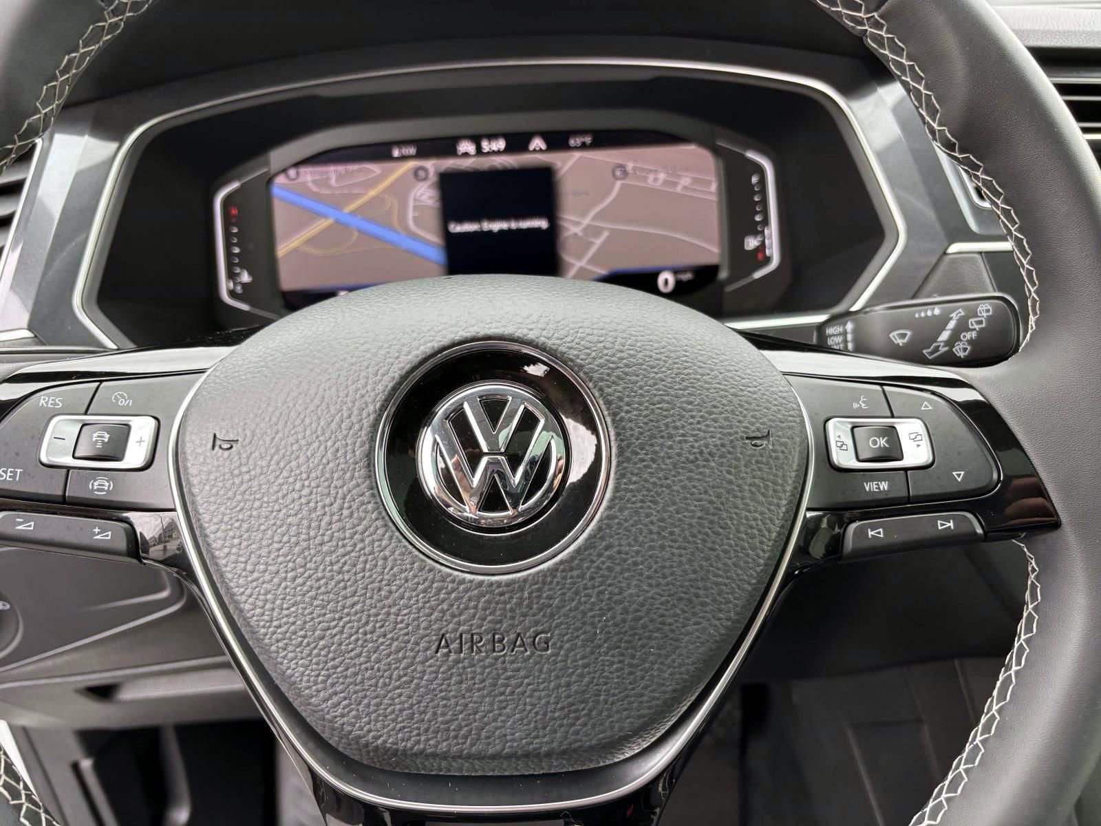 Used 2021 Volkswagen Tiguan SEL image 17