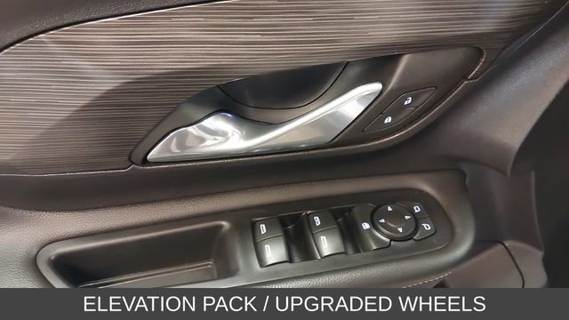 Used 2024 GMC Terrain SLE w/ Elevation Edition FWD image 20
