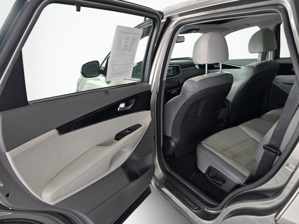 Used 2019 Kia Sorento SX FWD image 37