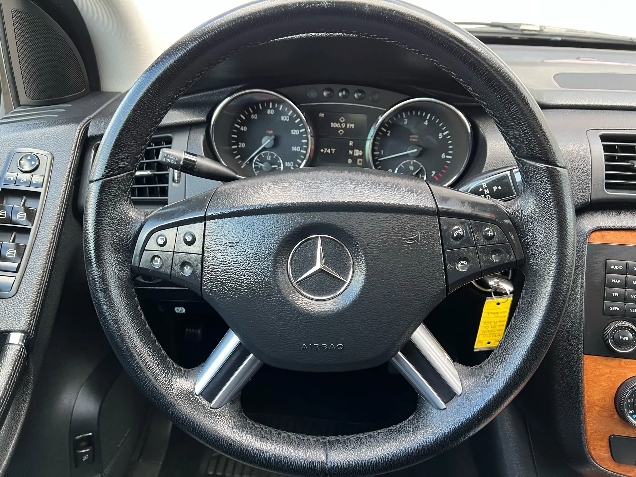 Used 2008 Mercedes-Benz R 350 2WD image 35