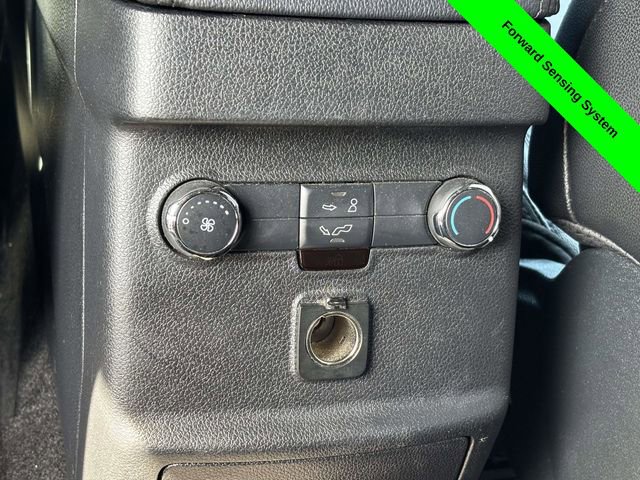 Used 2018 Ford Explorer XLT w/ Equipment Group 202A AWD/4WD image 28