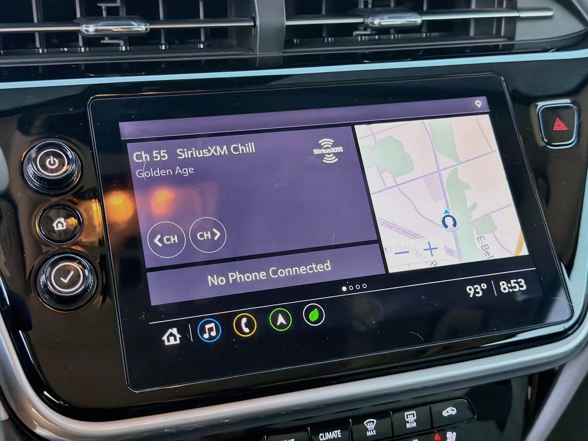 Used 2022 Chevrolet Bolt EUV Premier w/ Sun & Sound Package FWD image 13