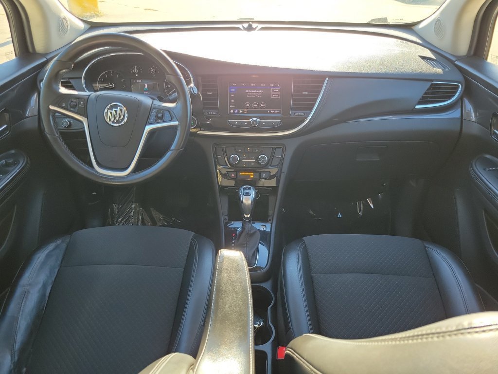 Used 2022 Buick Encore Preferred AWD/4WD image 10