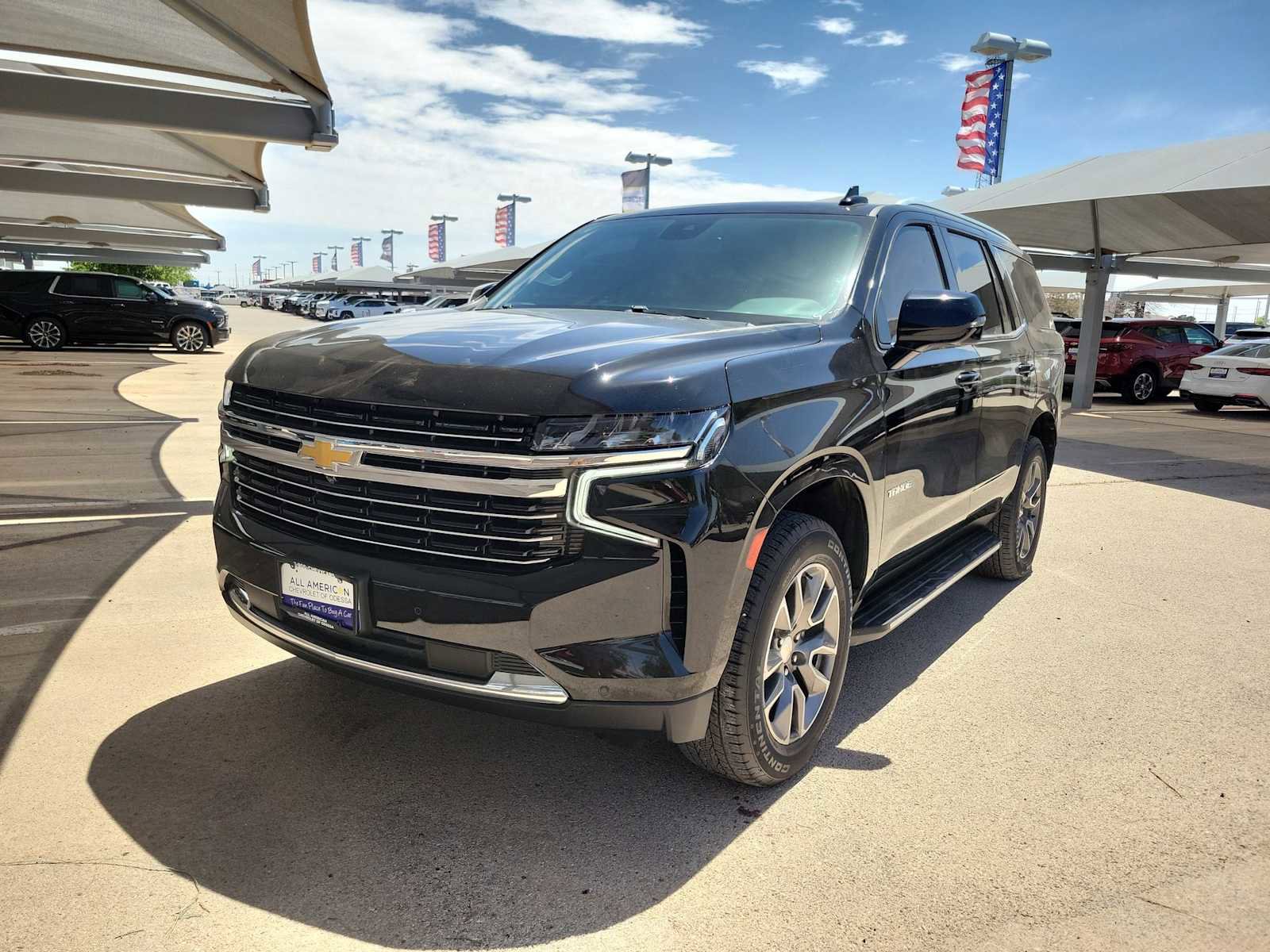 Used 2023 Chevrolet Tahoe LT w/ Luxury Package RWD image 4