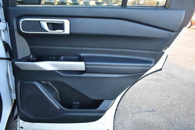 Used 2022 Ford Explorer XLT w/ Equipment Group 202A image 42