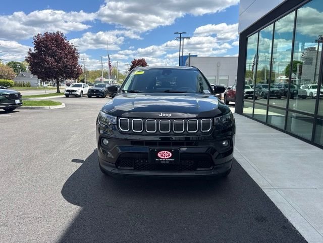 Used 2022 Jeep Compass Latitude w/ Convenience Group AWD/4WD image 7