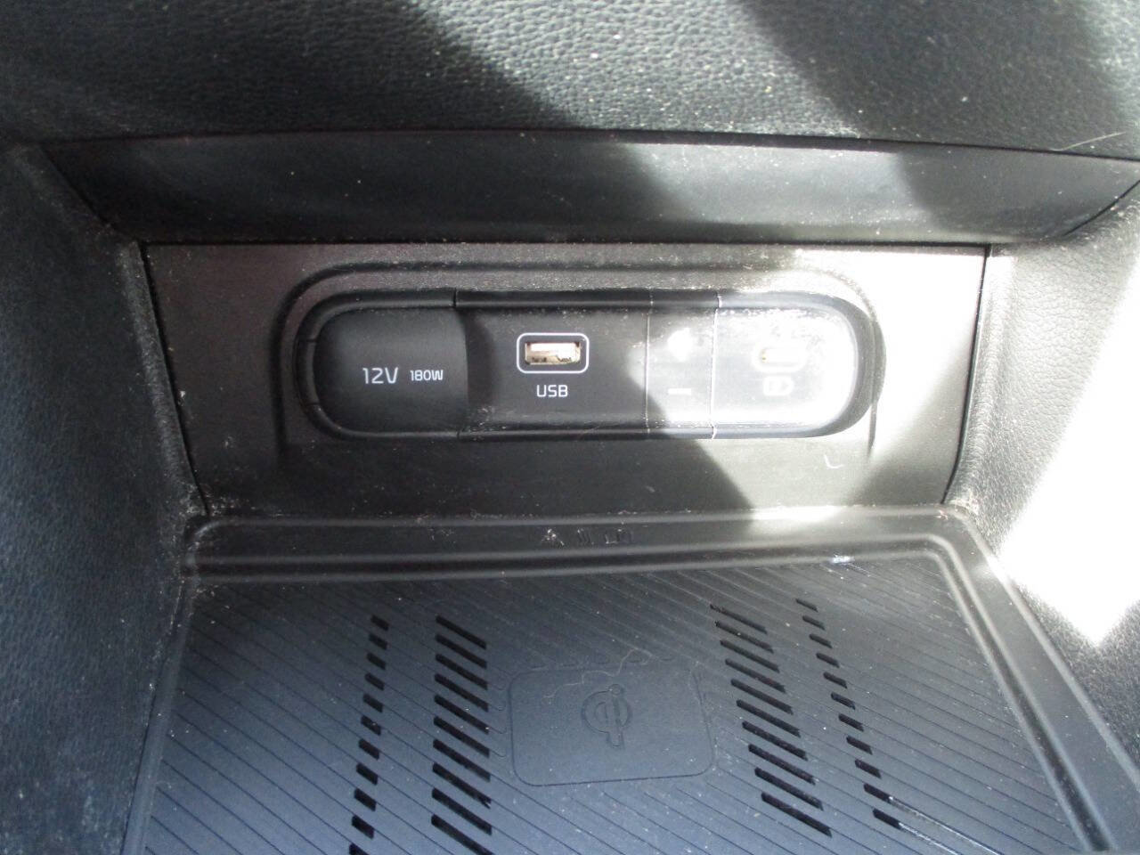 Used 2023 Kia Sportage EX image 13