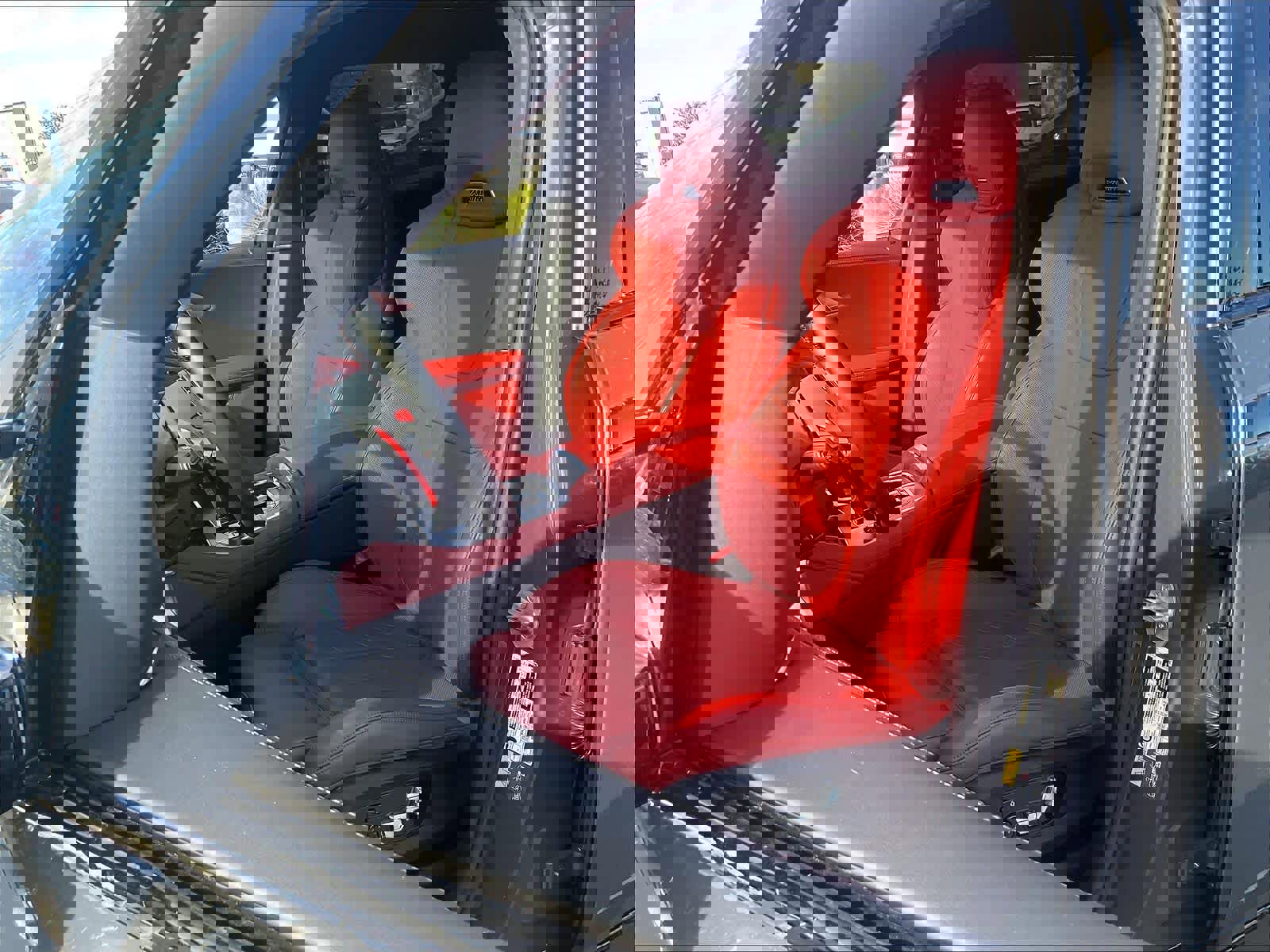 Used 2025 BMW XM image 27