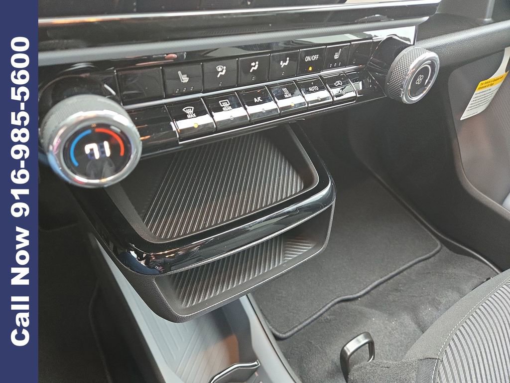 New 2027 Chevrolet Bolt LT w/ Comfort Package image 4