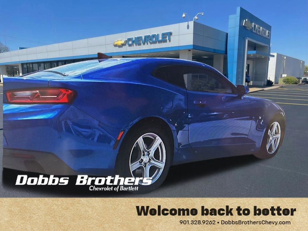 Used 2017 Chevrolet Camaro LT image 8