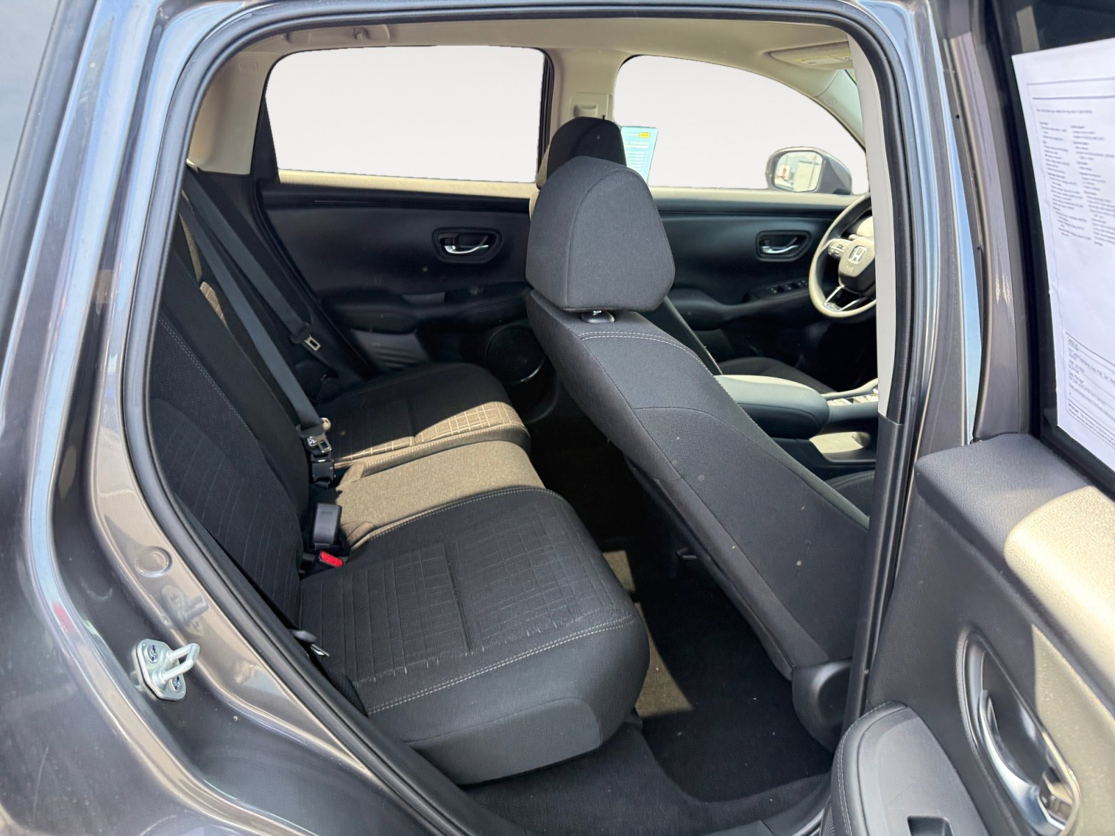 Used 2025 Honda HR-V LX image 18