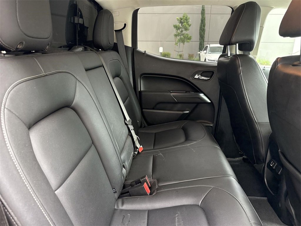 Used 2019 Chevrolet Colorado ZR2 w/ ZR2 Midnight Special Edition image 22