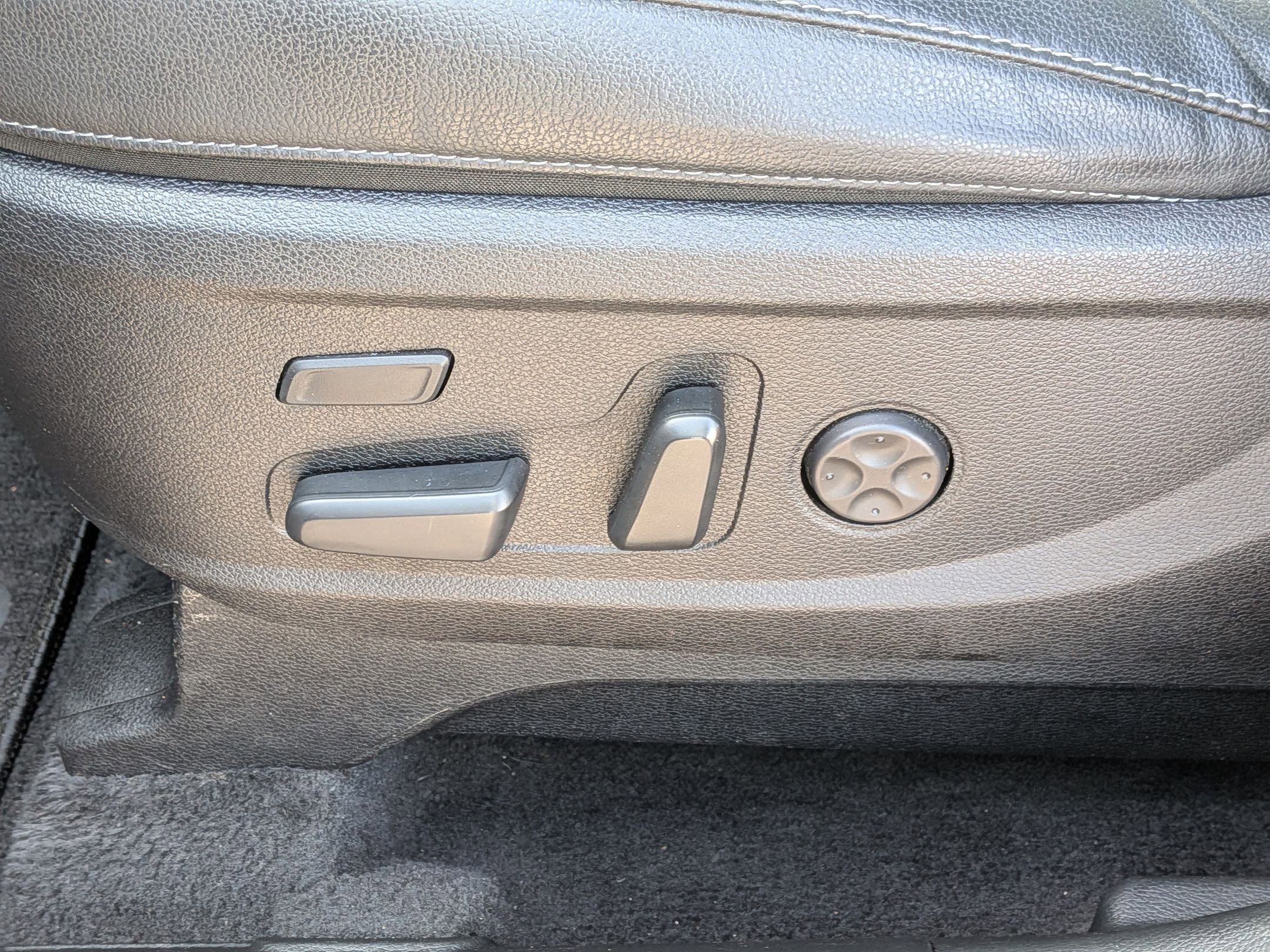 Used 2023 Kia Telluride SX image 15