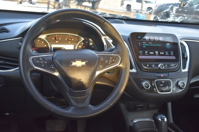 Certified 2018 Chevrolet Malibu LT w/ Driver Confidence Package image 18