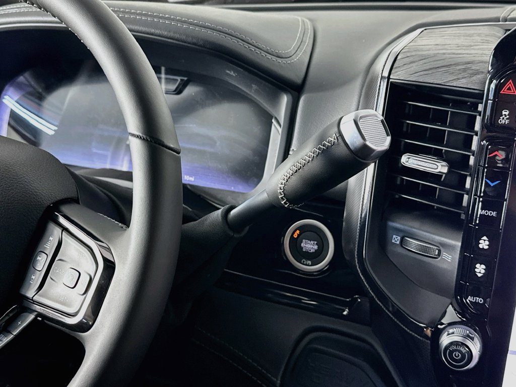 New 2026 RAM 3500 Limited AWD/4WD image 12