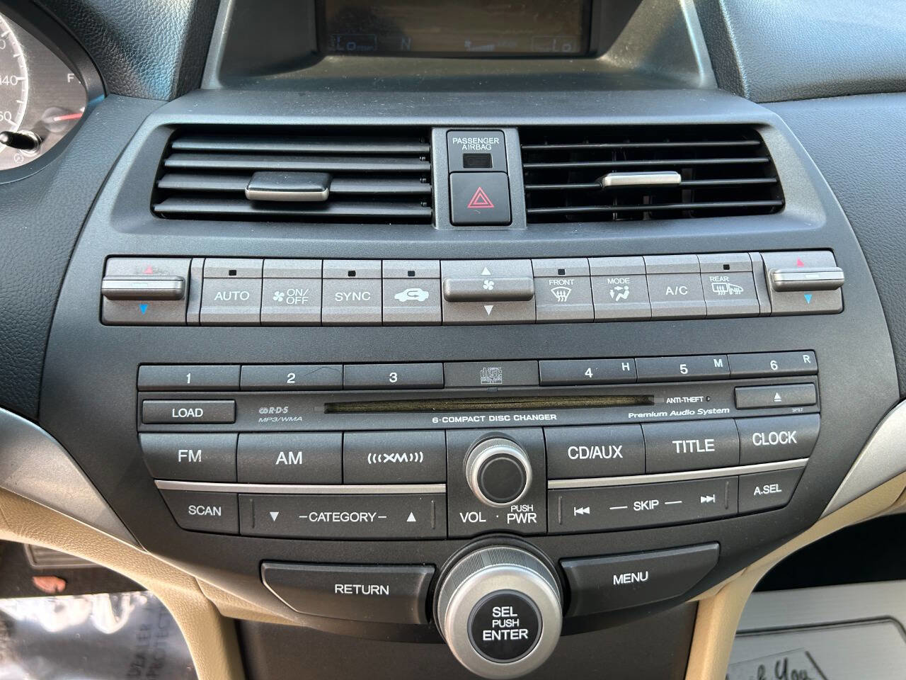 Used 2011 Honda Accord EX-L image 19