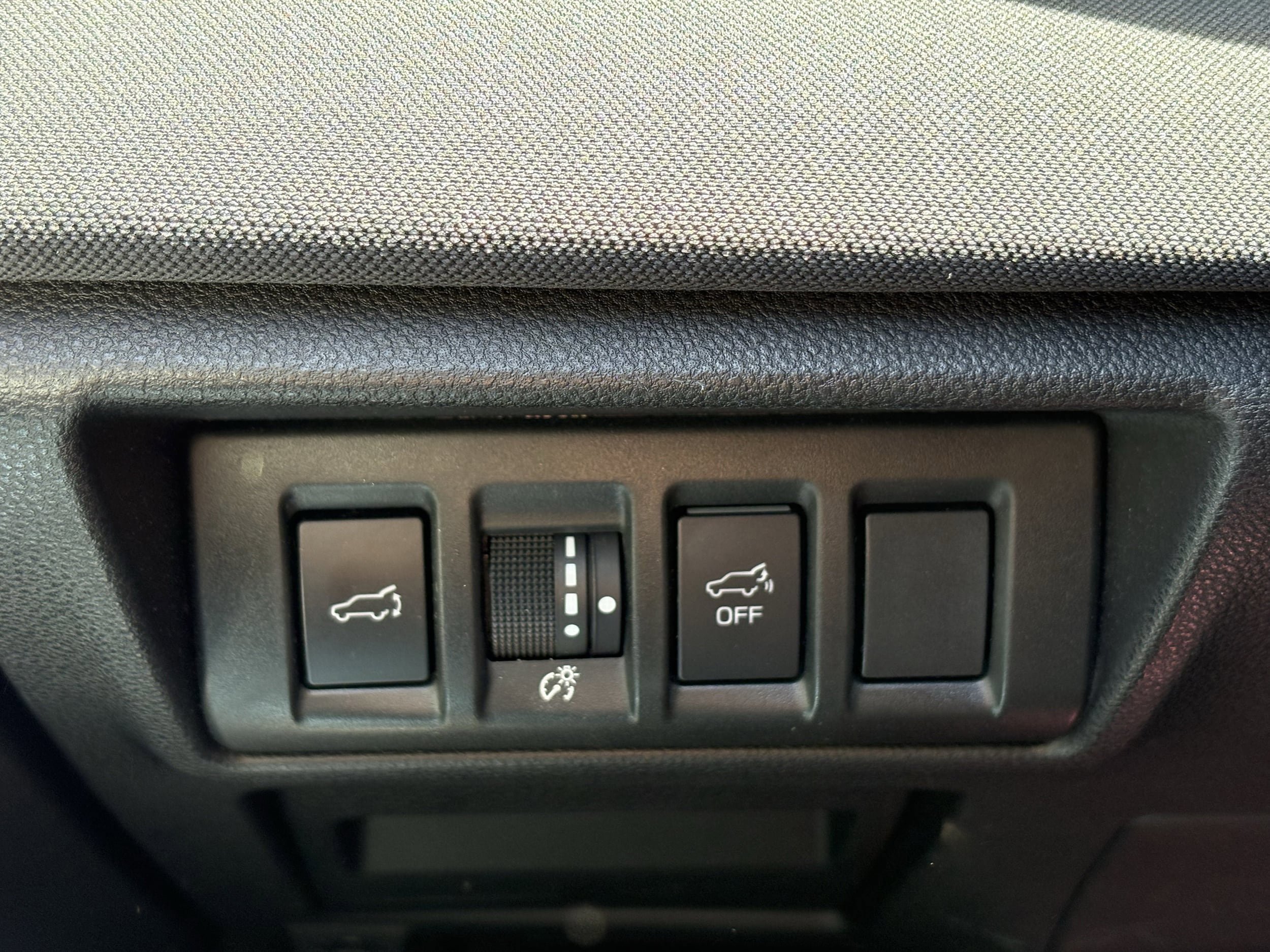 Certified 2024 Subaru Outback Premium AWD/4WD image 2