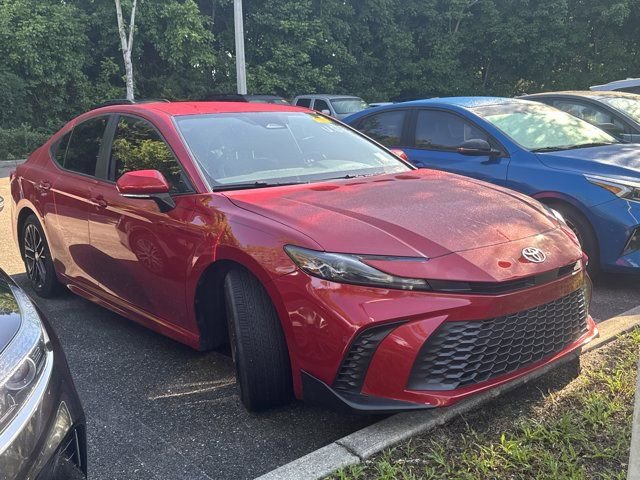 Used 2025 Toyota Camry SE w/ Multimedia Upgrade Package FWD image 3