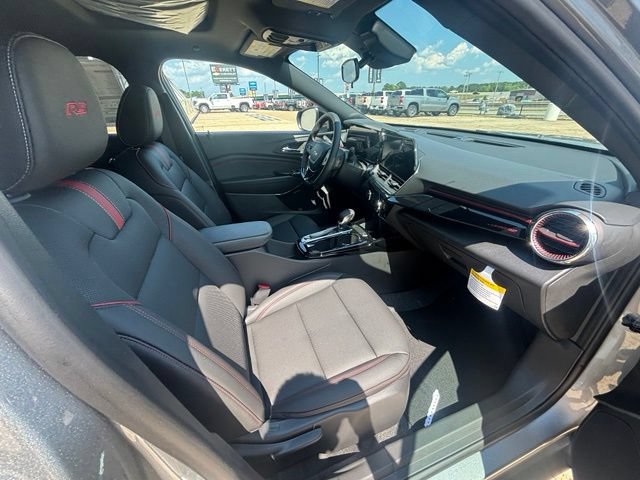 New 2026 Chevrolet Trax RS w/ Sunroof Package FWD image 16