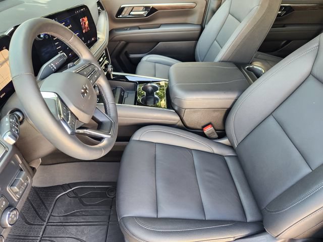 Used 2026 Chevrolet Tahoe Z71 w/ Z71 Off-Road Package AWD/4WD image 4