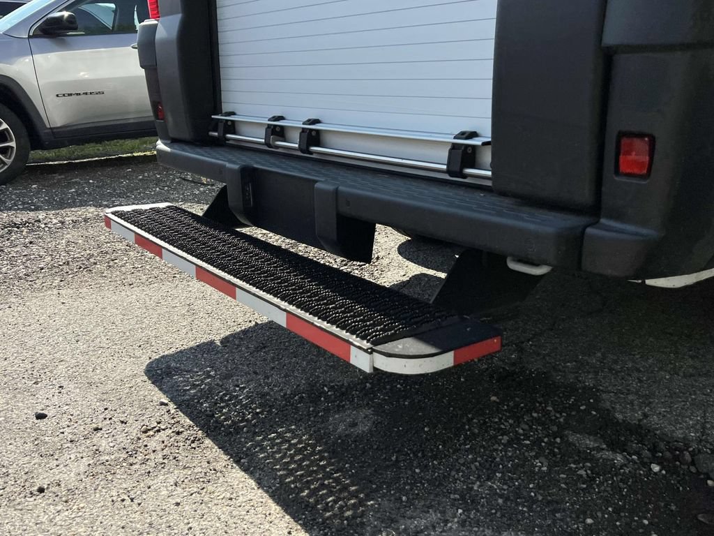 Used 2024 RAM ProMaster 3500 w/ Delivery Van Package FWD image 8