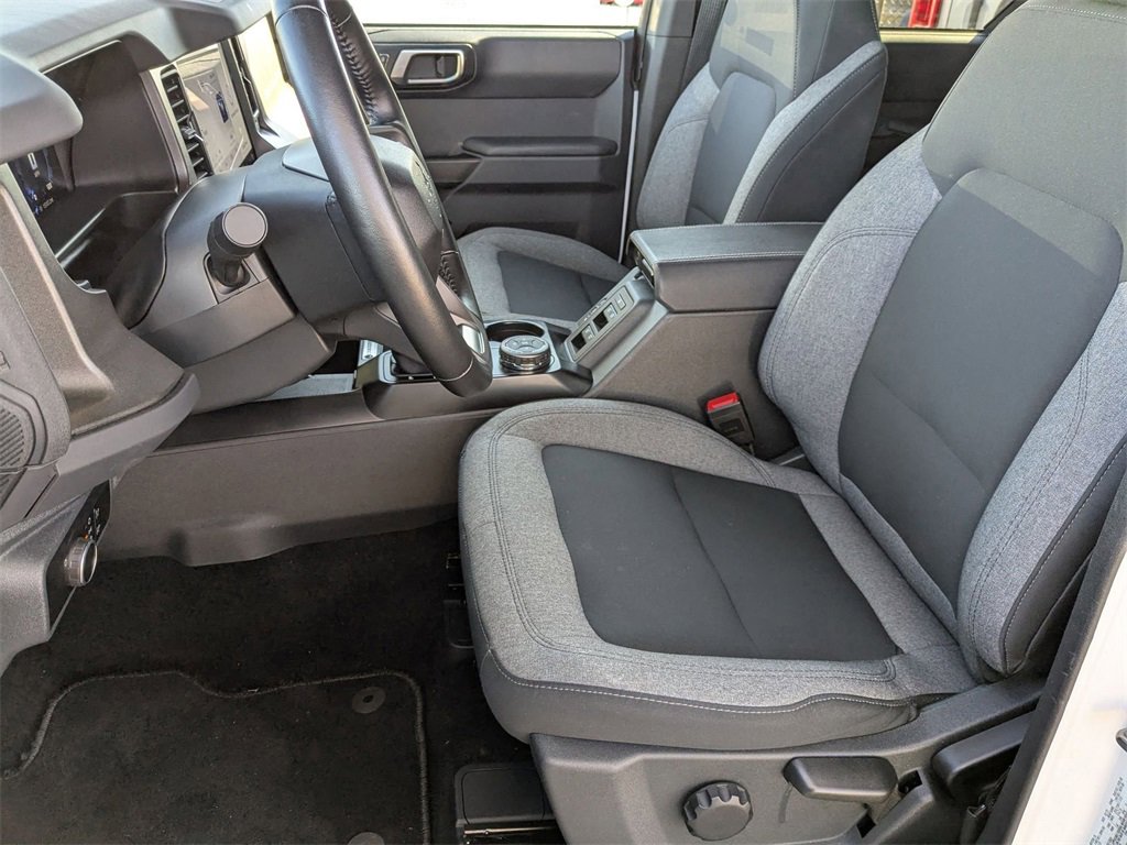Used 2025 Ford Bronco Big Bend image 19
