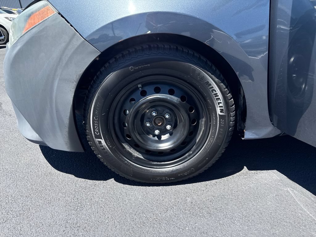 Used 2014 Toyota Corolla LE FWD image 22