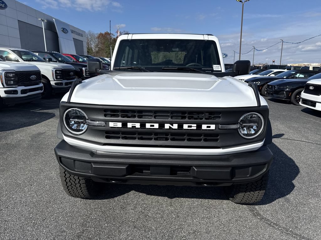 New 2025 Ford Bronco 2-Door w/ Sasquatch Package AWD/4WD image 2