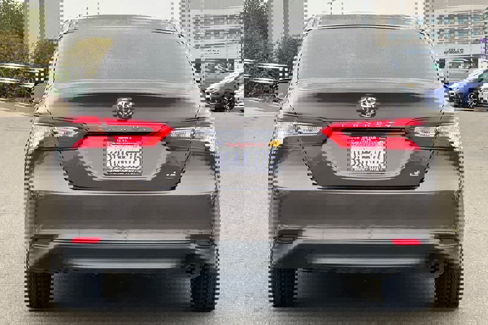 Certified 2018 Toyota Camry LE image 8