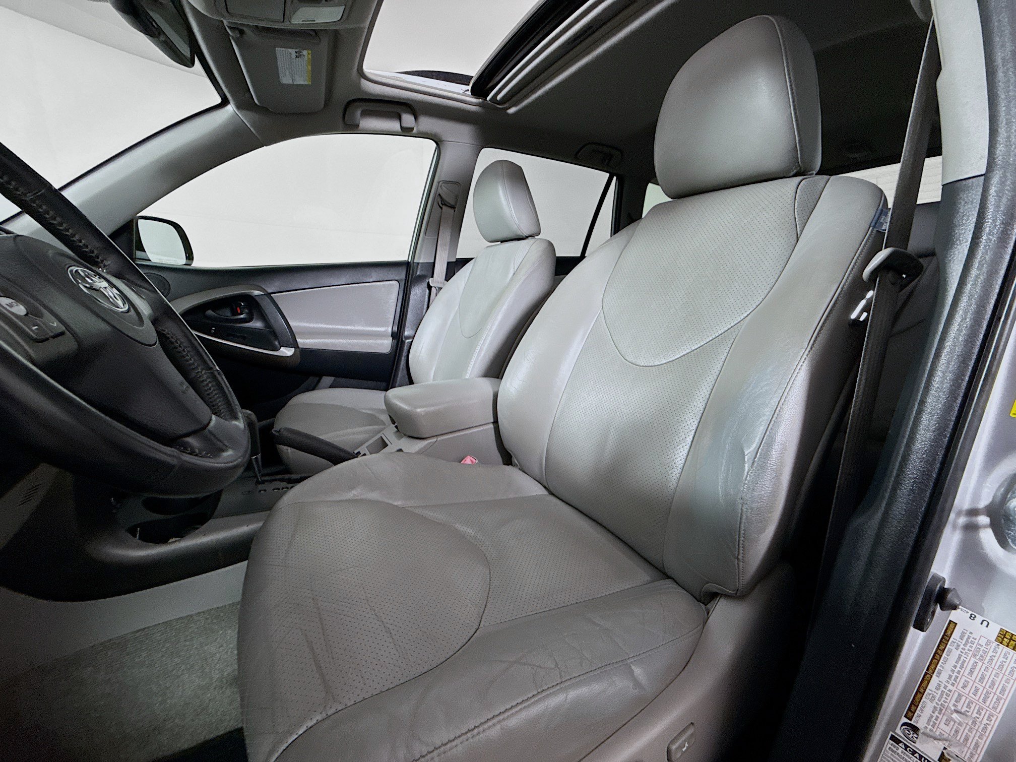 Used 2009 Toyota RAV4 Limited AWD/4WD image 11