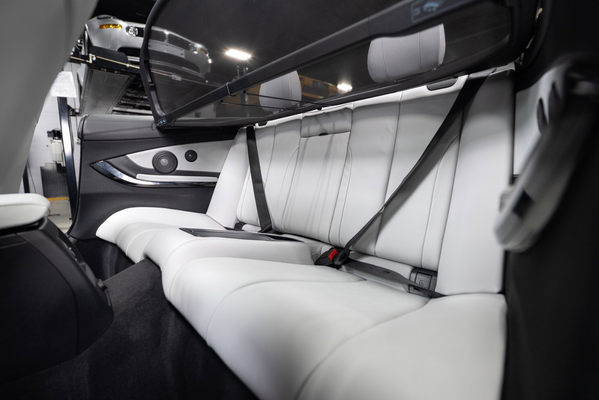 Used 2020 BMW M4 Convertible w/ Executive Package image 64