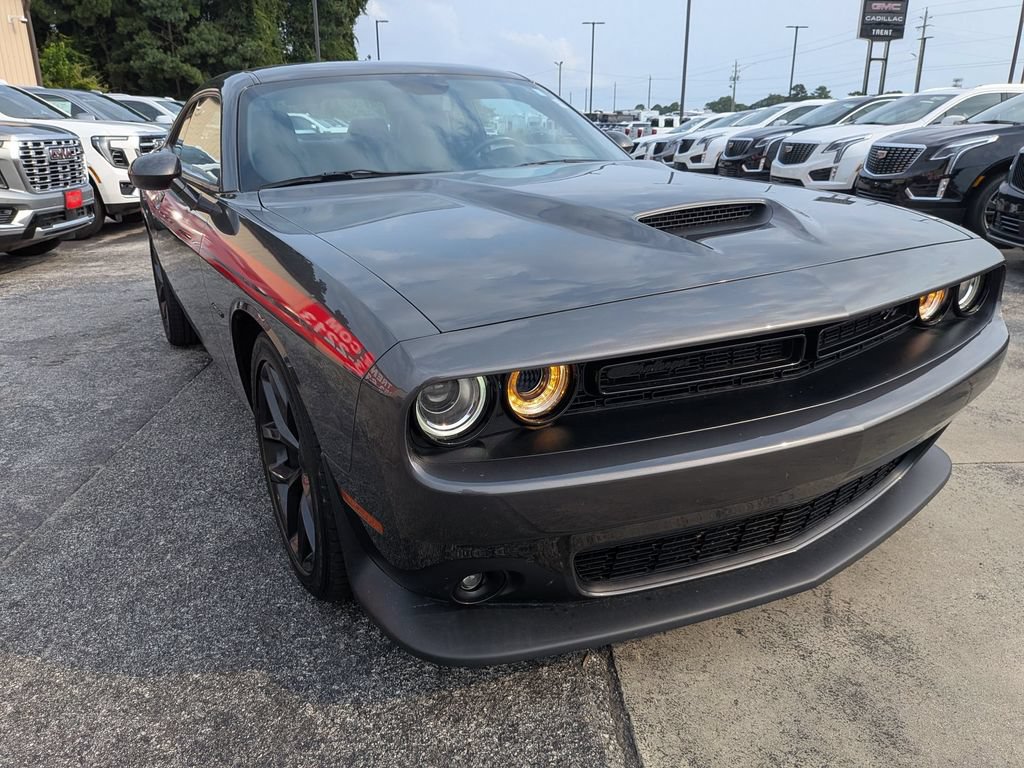 Used 2022 Dodge Challenger R/T w/ Plus Package RWD image 5