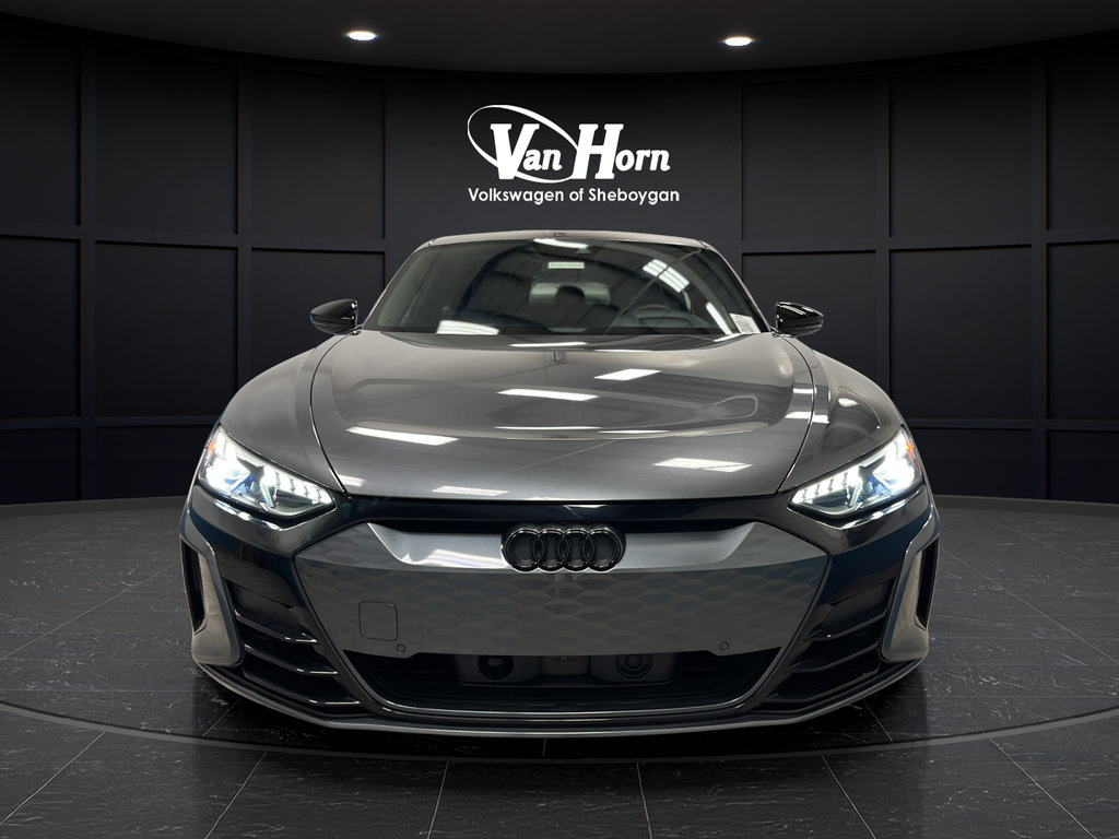 Used 2023 Audi RS e-tron GT w/ Carbon Performance Package AWD/4WD image 2