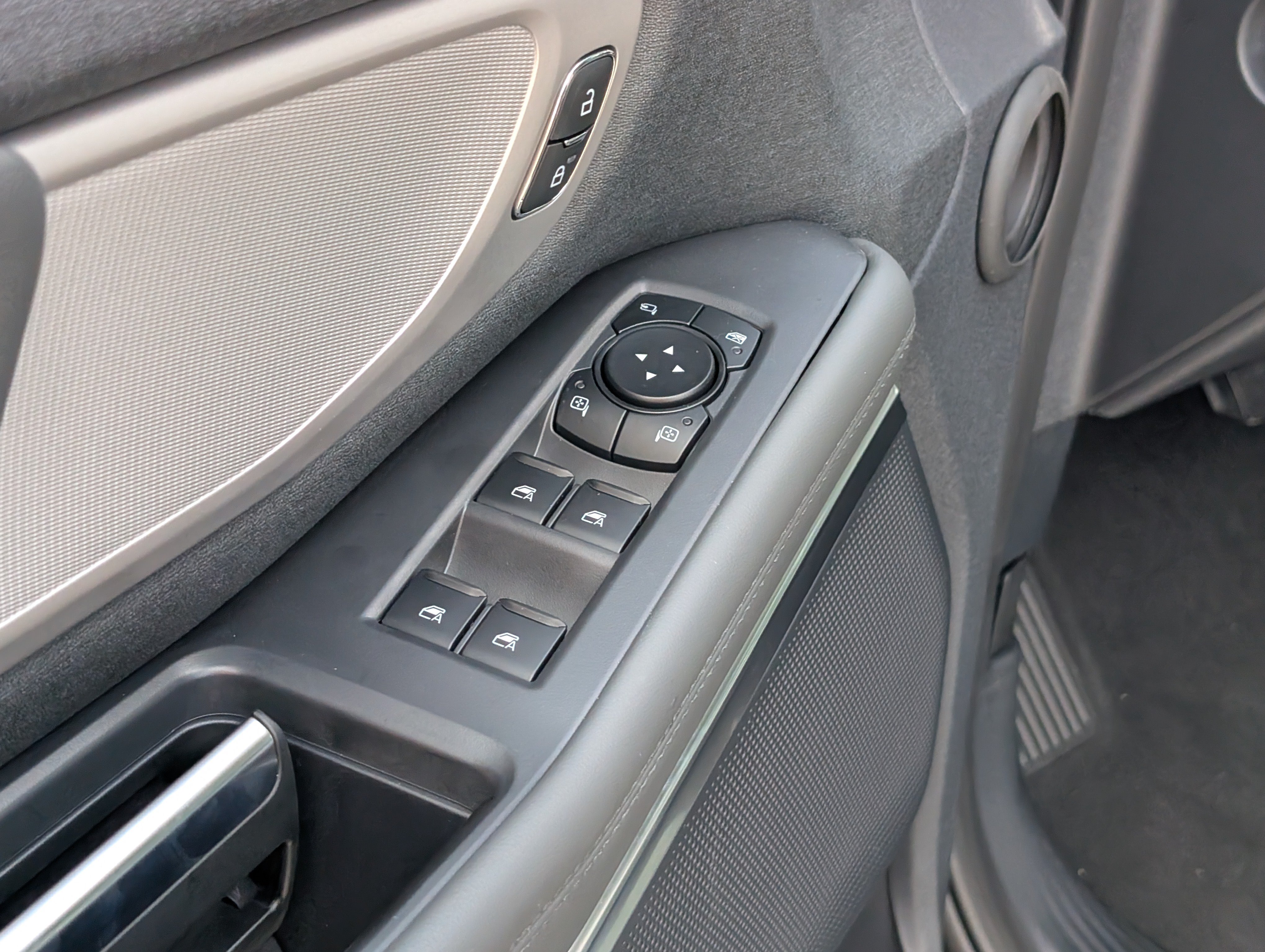 New 2027 Ford Expedition Max Active RWD image 18