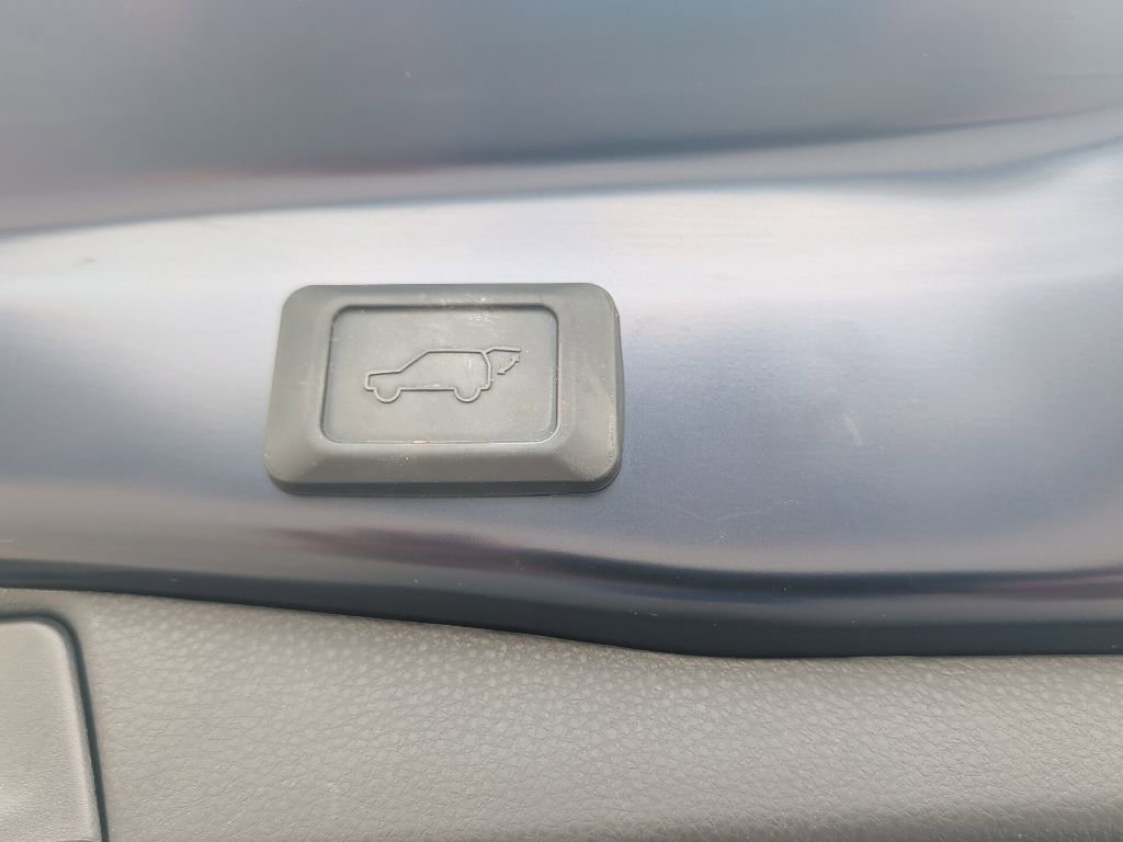 Used 2024 Toyota RAV4 XLE Premium AWD/4WD image 47