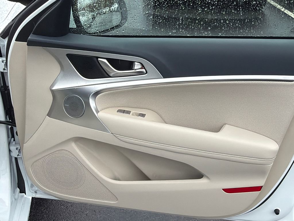 New 2026 Genesis G70 2.5T Prestige image 14